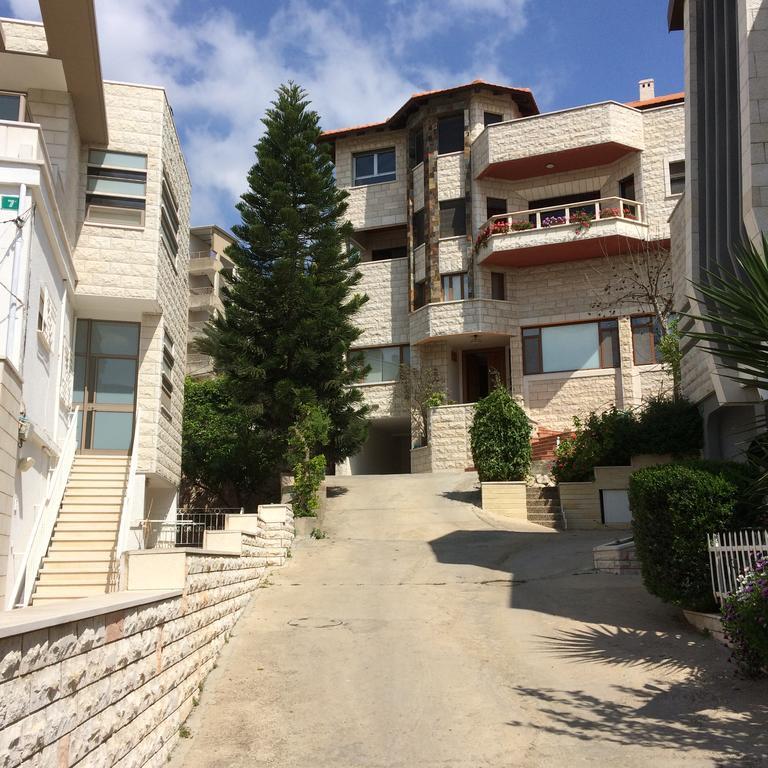 Miriam Short Term Rental Назарет Екстериор снимка